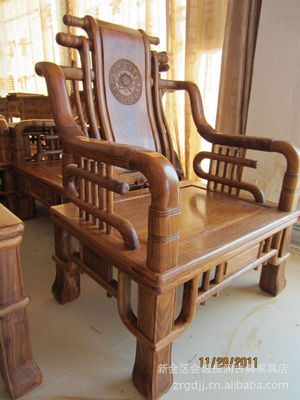 批发红木家具--非洲黄花梨--汉宫沙发(八件套)